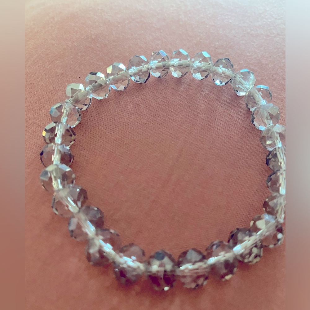 Beautiful ladies and Natural crystal beads 
Bracelet